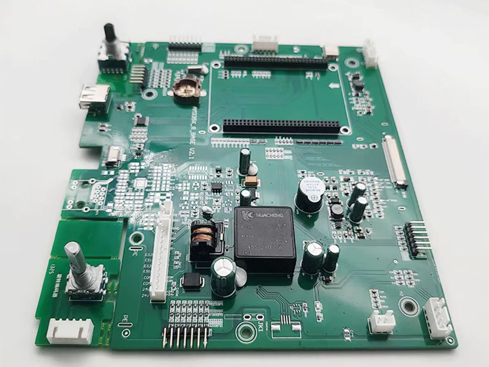 Come posso evitare la deformazione dei PCB durante la produzione e l'assemblaggio?