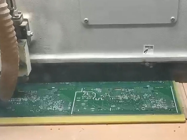 Quali sono le differenze principali tra i PCB prototipo e i PCB di produzione in termini di progettazione e produzione? 3 Quali sono le principali differenze di progettazione e produzione?
