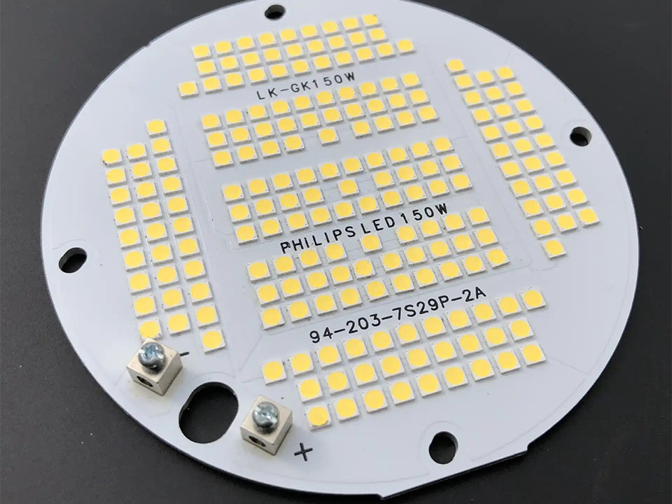 Qual è la finitura superficiale migliore per i PCB con anima in alluminio?