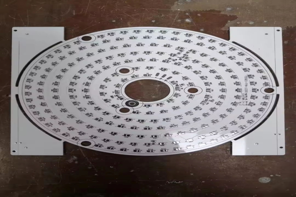 Solder Wetting on Aluminum PCBs