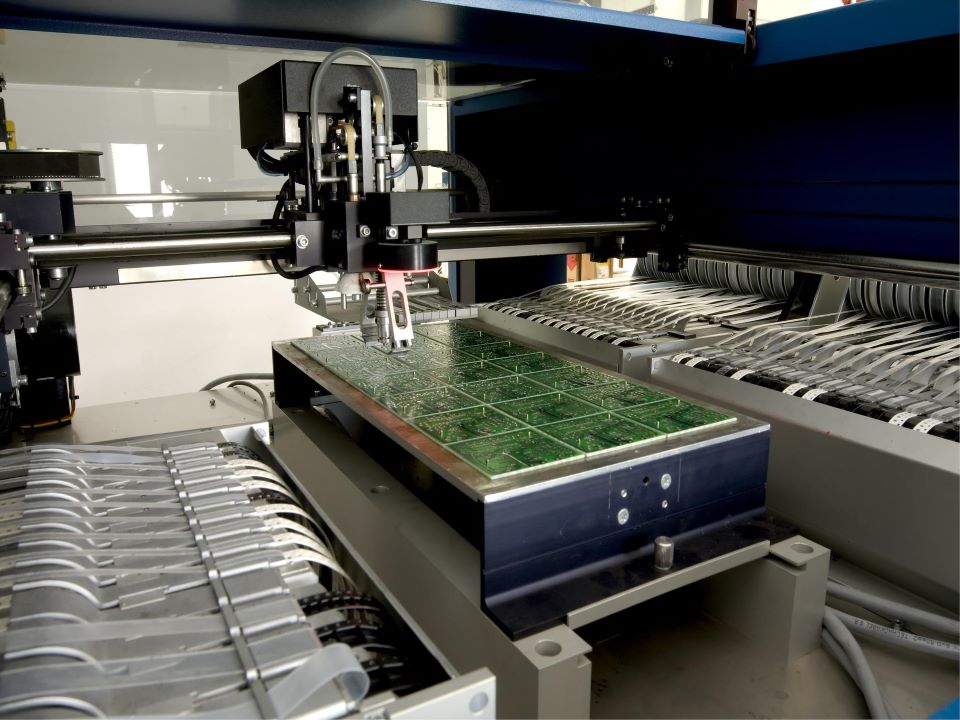 HDI Lamination Cycles: Impact on Cost & Lead Time 3 HDI Lamination Cycles