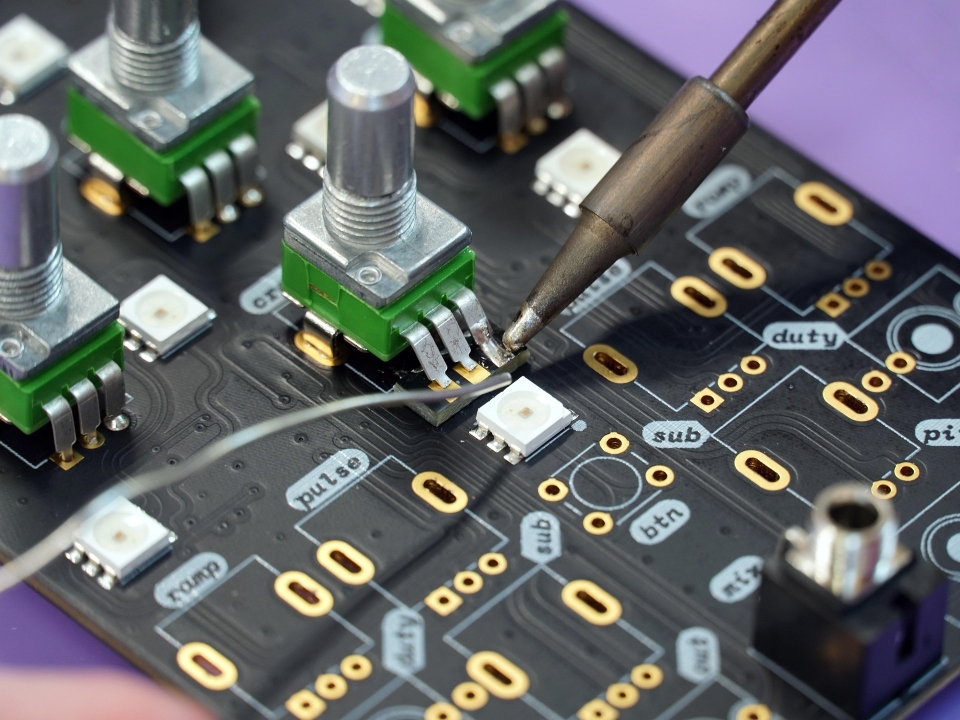 Multi-Manufacturer PCB Quoting: Correct Negotiation Strategy 5 Multi-Manufacturer PCB Quoting: Negotiation Strategy