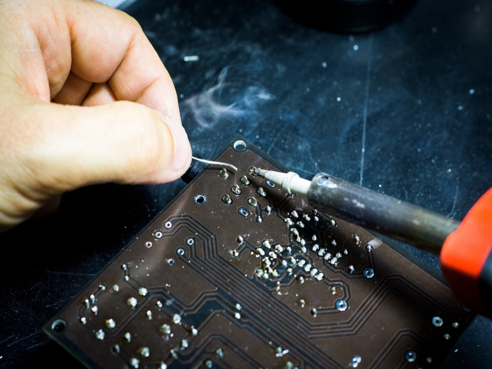 Multi-Manufacturer PCB Quoting: Correct Negotiation Strategy 3 Multi-Manufacturer PCB Quoting: Negotiation Strategy