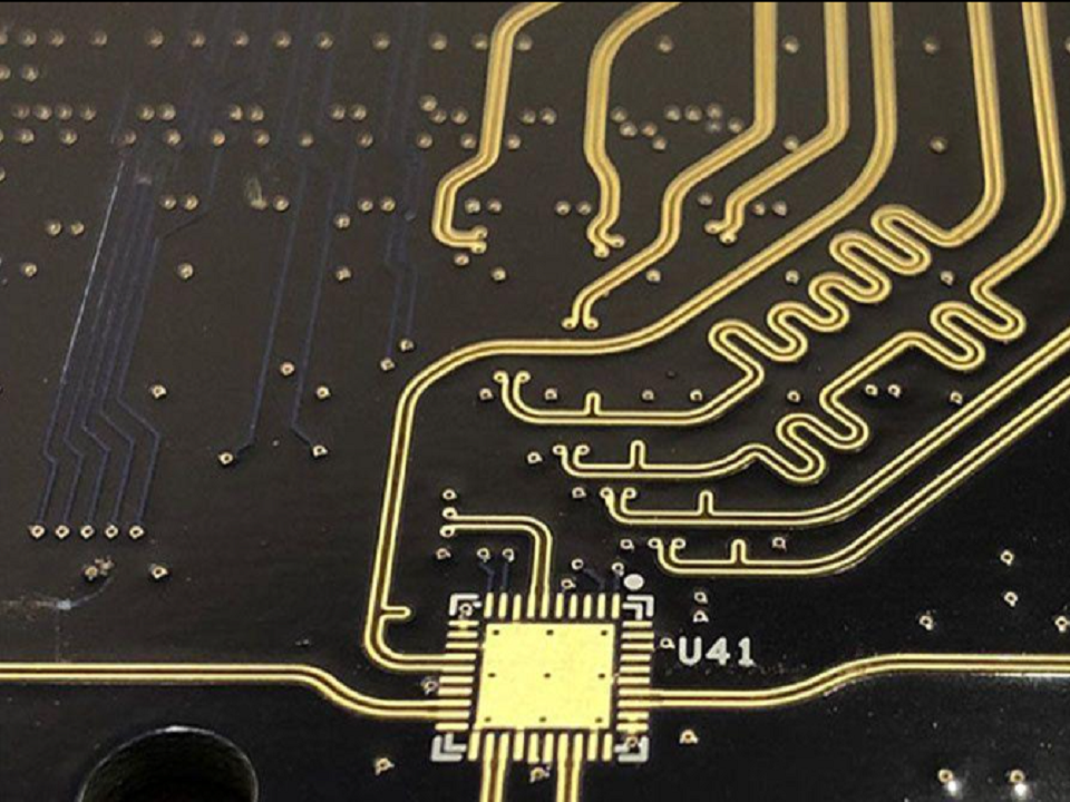Transmission Line Loss Minimization in RF PCBs 2 RF PCB transmission line loss
